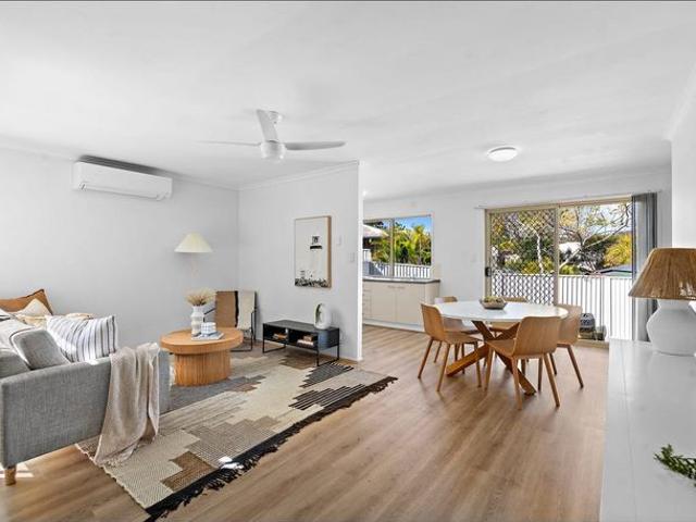 Comfortable Three Bedroom Home in Convenient Silkstone