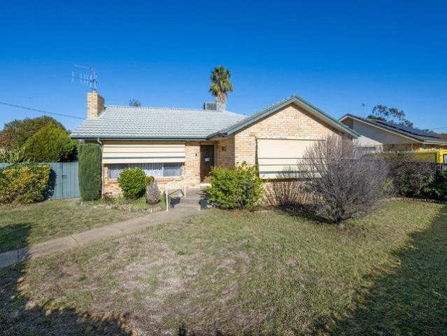Comfortable Three Bedroom Home in a Convenient Location