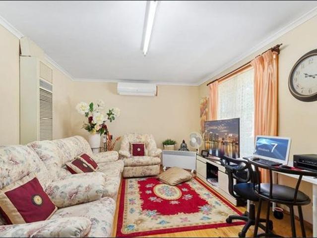 Comfortable Three Bedroom Home in a Convenient Sale Location