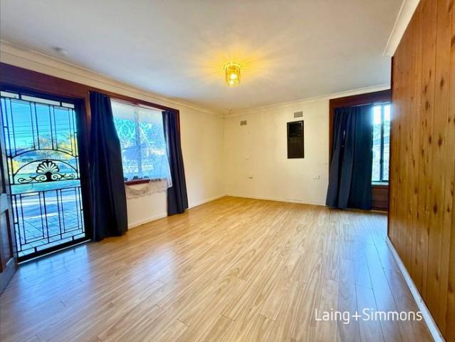 Comfortable three bedroom home in handy location