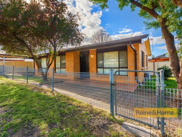 Comfortable Three Bedroom Home in Quiet Umina Location