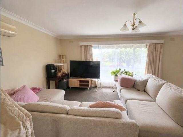 Comfortable Three Bedroom Home in Warrnambool