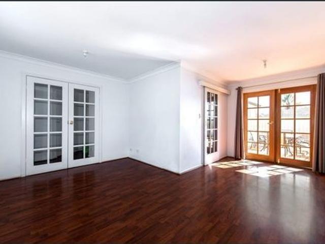 Comfortable Three Bedroom Home in the Heart of Windsor Gardens
