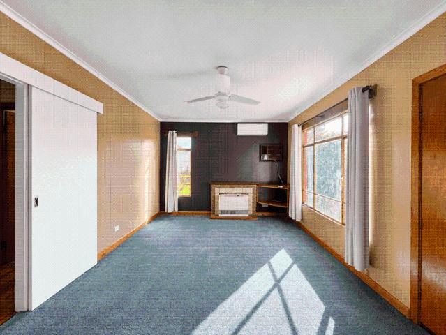 Comfortable Three Bedroom Home with Solar Panels & Secure Parking in Corio