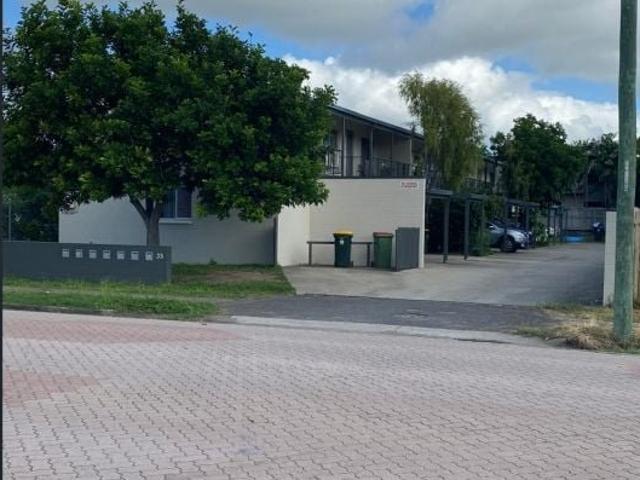 Comfortable Townhouse Living on Alfred Street