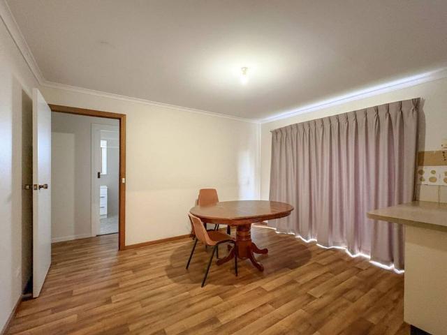 Comfortable Two Bedroom Unit Close to the Murray River
