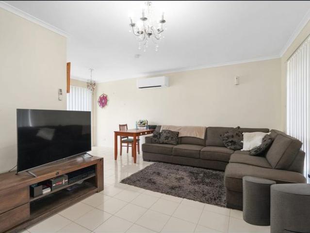 Comfortable Two Bedroom Unit in Convenient Mount Pleasant Location