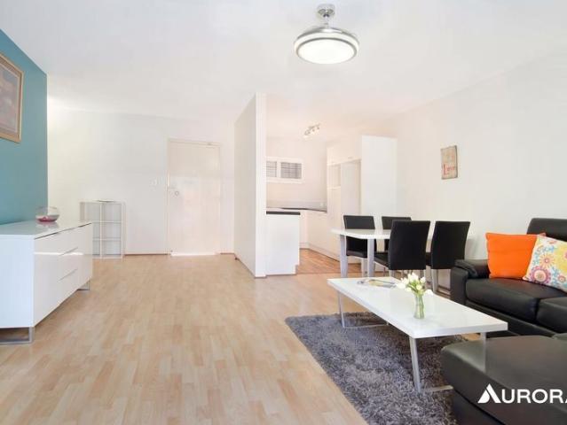 Comfortable Two Bedroom Unit in Prime Location