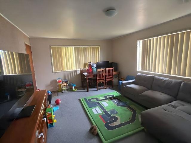 Comfortable Two Bedroom Unit