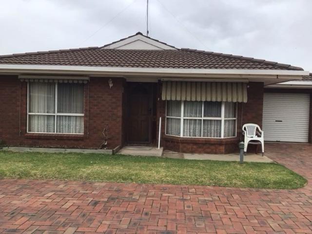 Comfortable Two Bedroom Unit