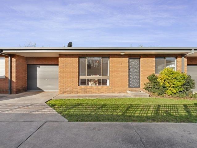 Comfortable two bedroom unit