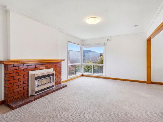Comfortable Two Bedroom West Moonah Home