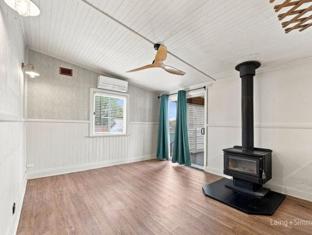 Comfortable Two Bedroom Apartment in a Convenient Location