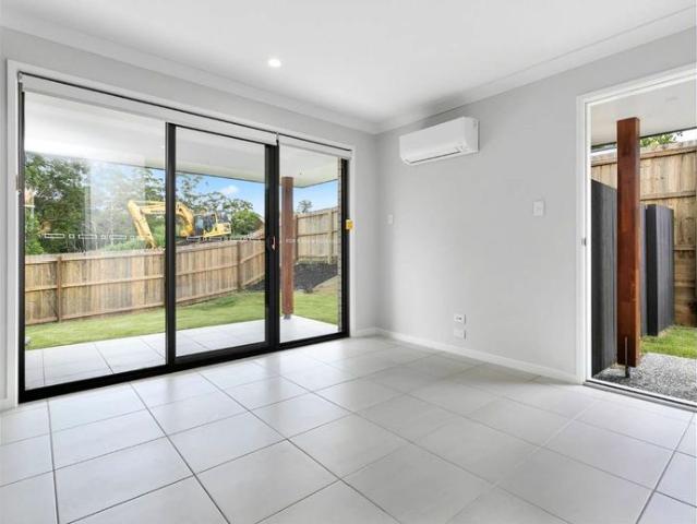Comfortable Two Bedroom Duplex in Central Nambour