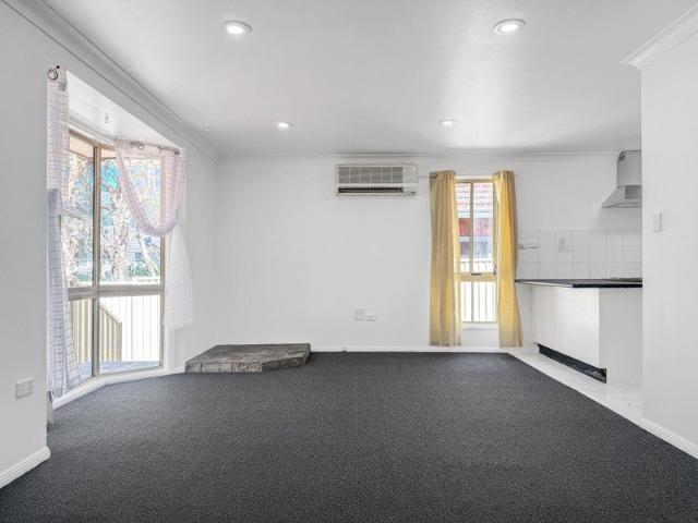 Comfortable Two Bedroom Granny Flat with Private Backyard