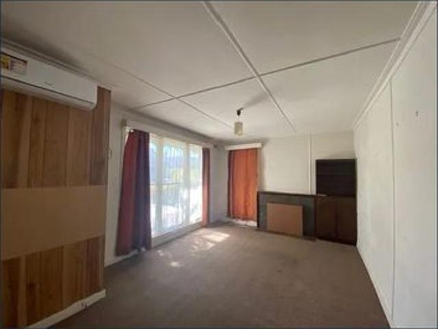 Comfortable Two Bedroom Home in a Convenient Braybrook Location