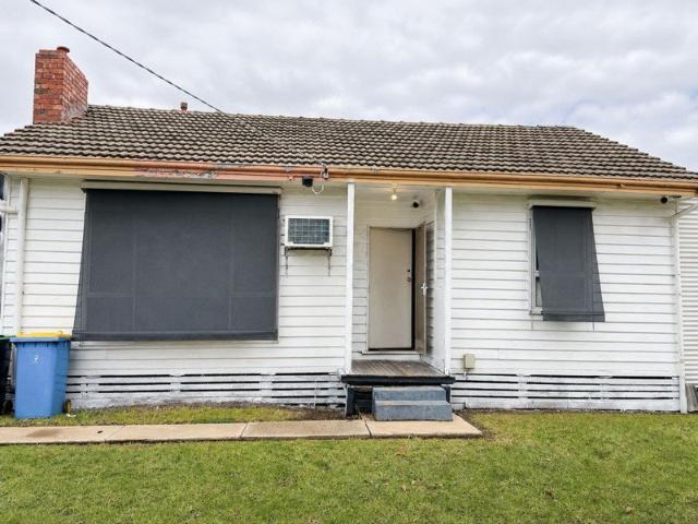 Comfortable Two Bedroom Home in a Convenient North Shepparton near GV Hospital