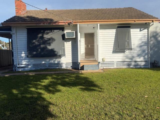 Comfortable Two Bedroom Home in a Convenient North Shepparton near GV Hospital