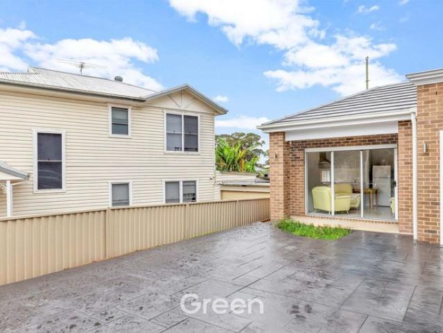Comfortable Two Bedroom Home in Peaceful Cul de Sac