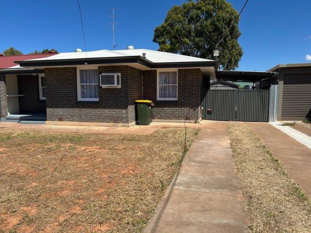 Comfortable Two Bedroom Home with Powered Shed To apply and view please visit applysafe.com.au/tenant application/D938I