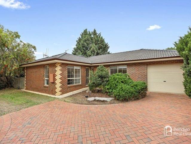 COMFORTABLE TWO BEDROOM HOME WITH UNDERCOVER OUTDOOR AREA