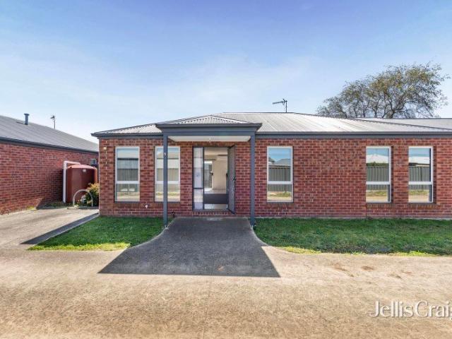 Comfortable Two Bedroom Living in a Convenient Location