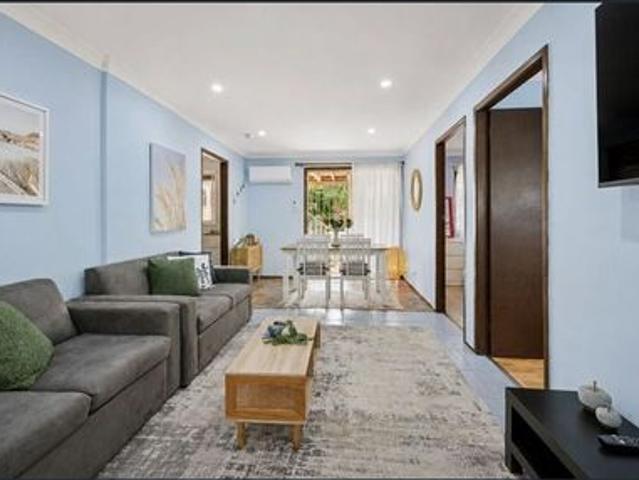 Comfortable Two Bedroom Living in Mannering Park