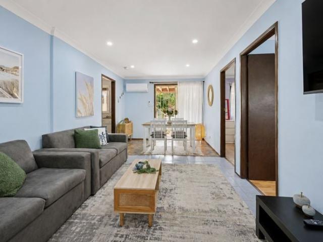 Comfortable Two Bedroom Living in Mannering Park