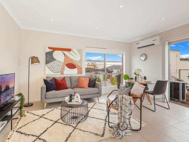 Comfortable Two Bedroom Living in the Heart of Sunbury