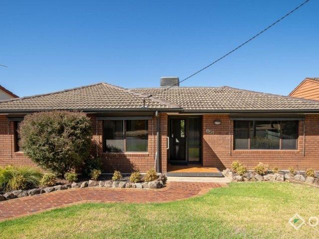 Comfortable, Updated Family Home in a Peaceful Location!