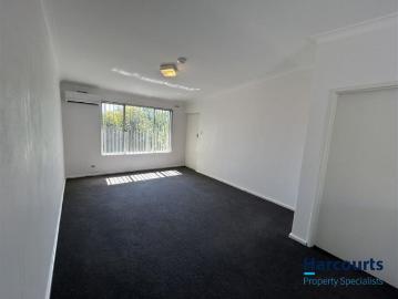 Comfortable Upstairs Unit in a Convenient Location
