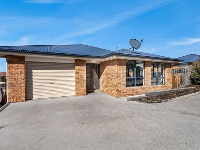 Comfortable Villa Close to Sorell Amenities
