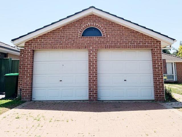 COMFORTABLE, WELL PRESENTED HOME!