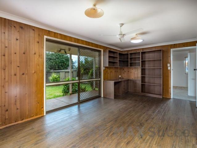 Comfortable Wilsonton Home with Multiple Living Areas