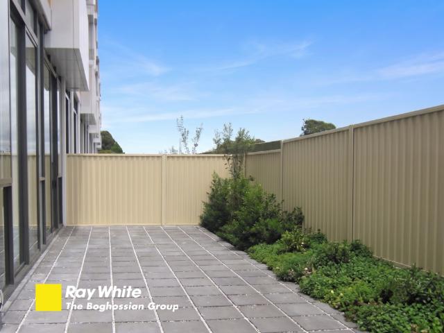 Comfortable and Conveniently Located in The Heart Of Kingsgrove
