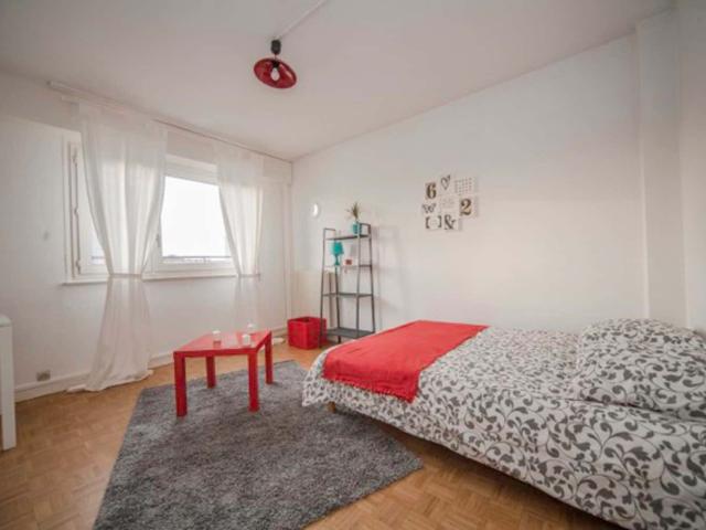 Comfortable and luminous room 16m² ST11