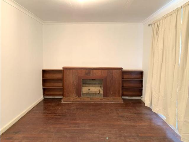 Comfortable and Spacious Living in a Convenient Rivervale