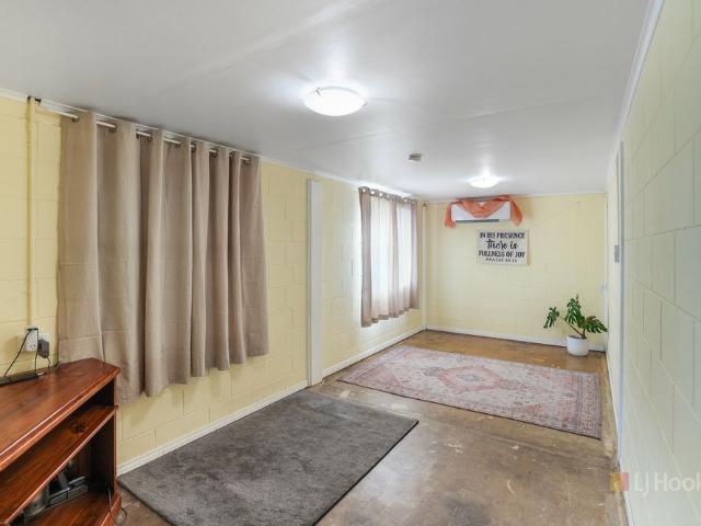 Comfortable Andergrove Living with a Spacious Backyard