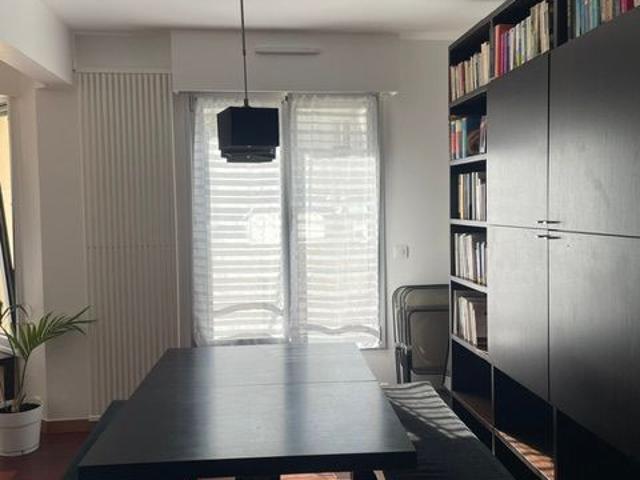 Comfortable apartment in a pleasant neighborhood, Paris Amsterdam Apartments for Rent