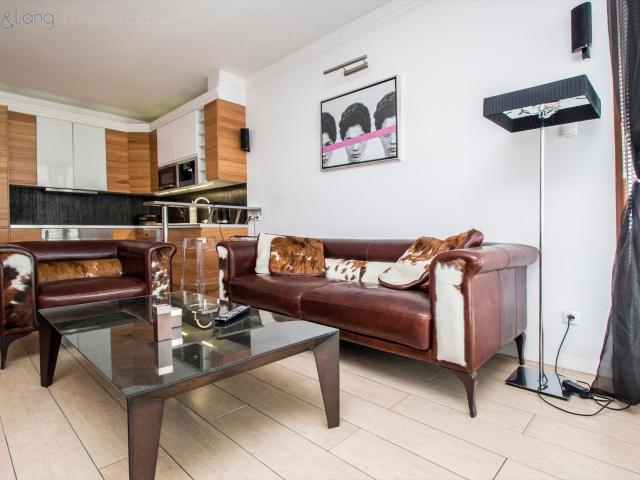 Comfortable apartment on Kołowa St