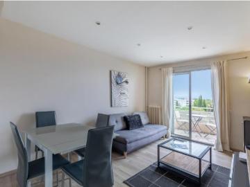 Comfortable apartment very well located