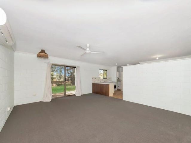 Comfortable Brick Home in a Quiet Cul de Sac