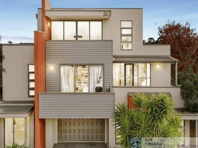 Comfortable & Convenient Living in the Heart of Dandenong