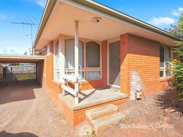 Comfortable, Convenient Living in the Heart of Maddingley