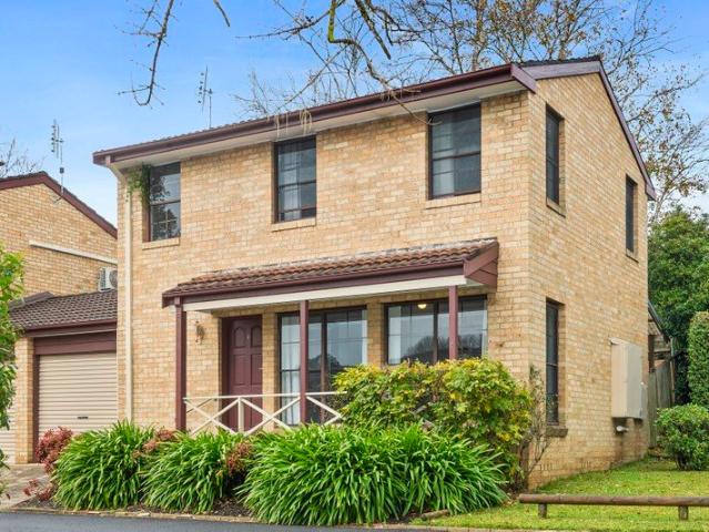 Comfortable & Convenient Living in the Heart of Town