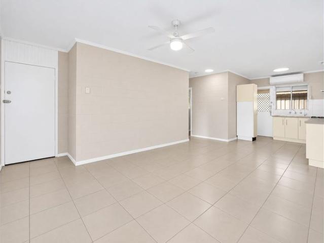 Comfortable & Convenient Living in Ascot Park