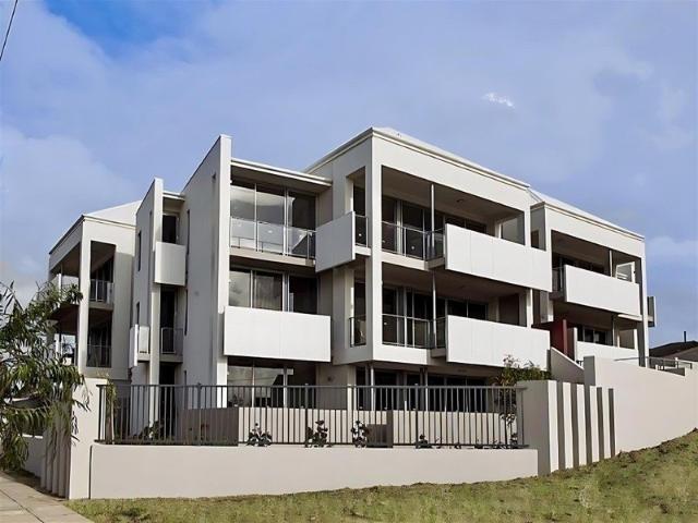 Comfortable & Convenient Living in Sought After South Perth