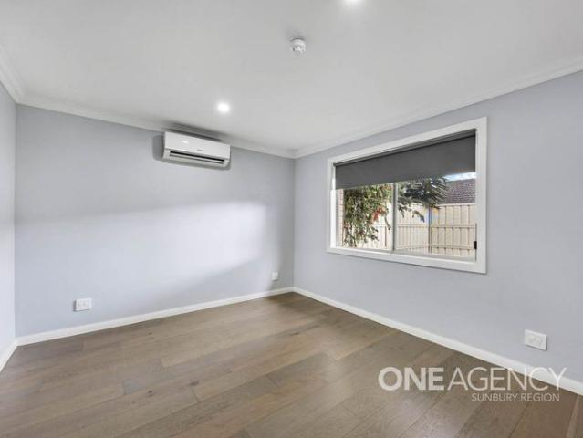 Comfortable & Convenient Living in Sunbury