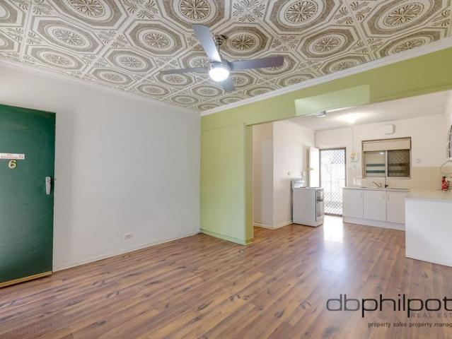 Comfortable, Convenient & Ready to Enjoy in Kilburn!
