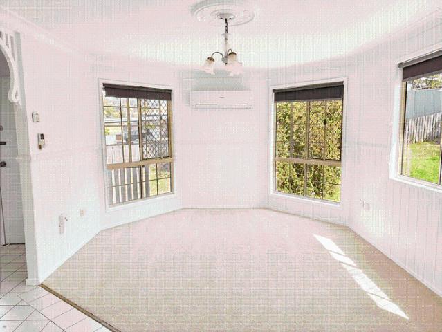 Comfortable & Convenient Two Bedroom Unit